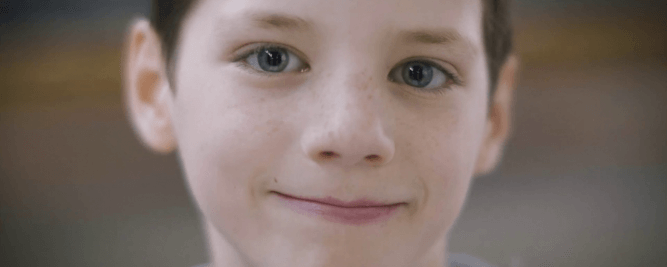 Alexandre Poulin pr&eacute;sente le vid&eacute;oclip de sa chanson&nbsp;La Mauvaise &eacute;ducation