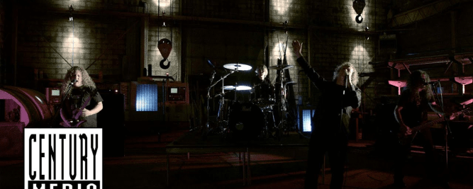 Vo&iuml;vod pr&eacute;sente le vid&eacute;oclip de sa chanson&nbsp;Synchro Anarchy