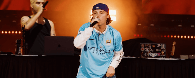 Aswell pr&eacute;sente le vid&eacute;oclip de la chanson Highschool